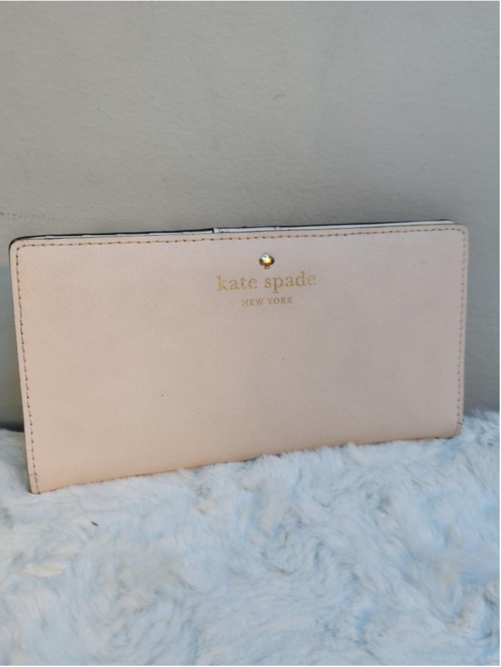 Kate Spade New York Staco Saffiano Leather Large Slum Bifold Blush